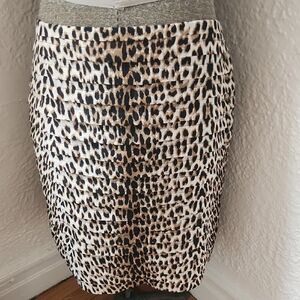 Larry Levine Leopard Print  Skirt